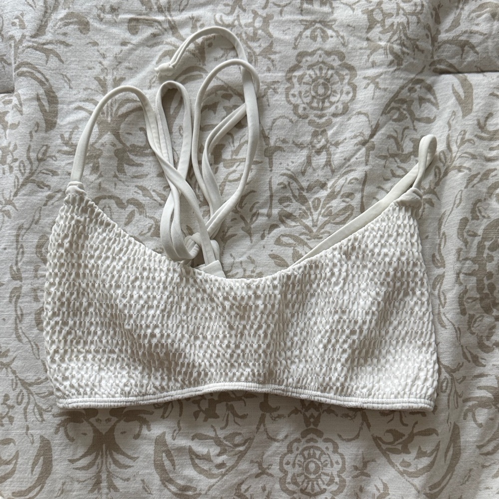 White Textured Women's Swimsuit Top